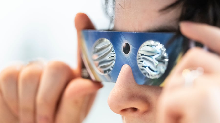 Himmelsschauspiel: Freie Sicht auf Sonnenfinsternis und Sternschnuppen