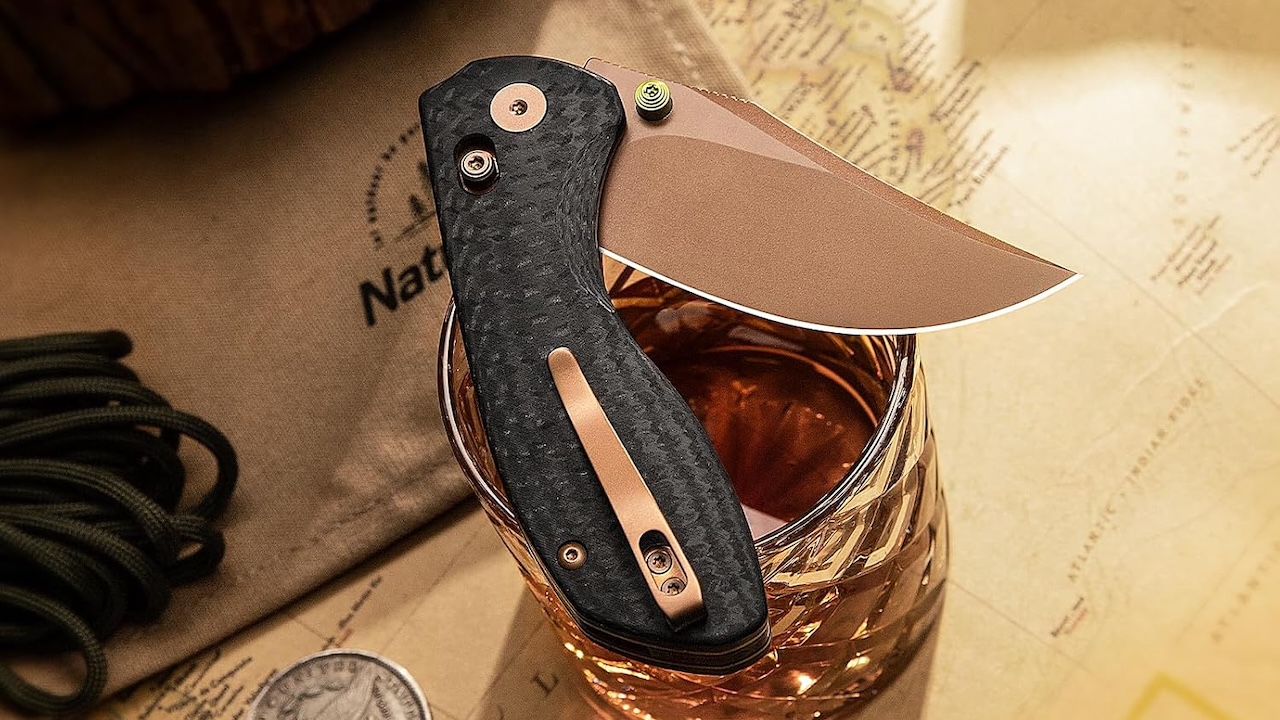 Trivisa’s Hippo-CG Gives the Everyday Pocketknife a Rose-Gold Upgrade