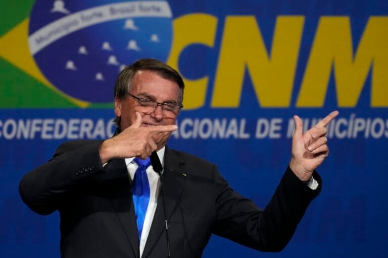 Bolsonaro’s easing of gun control fueled illegal hunting, study indicates