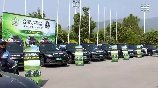 Islamabad Police hold flag march featuring electric vehicles