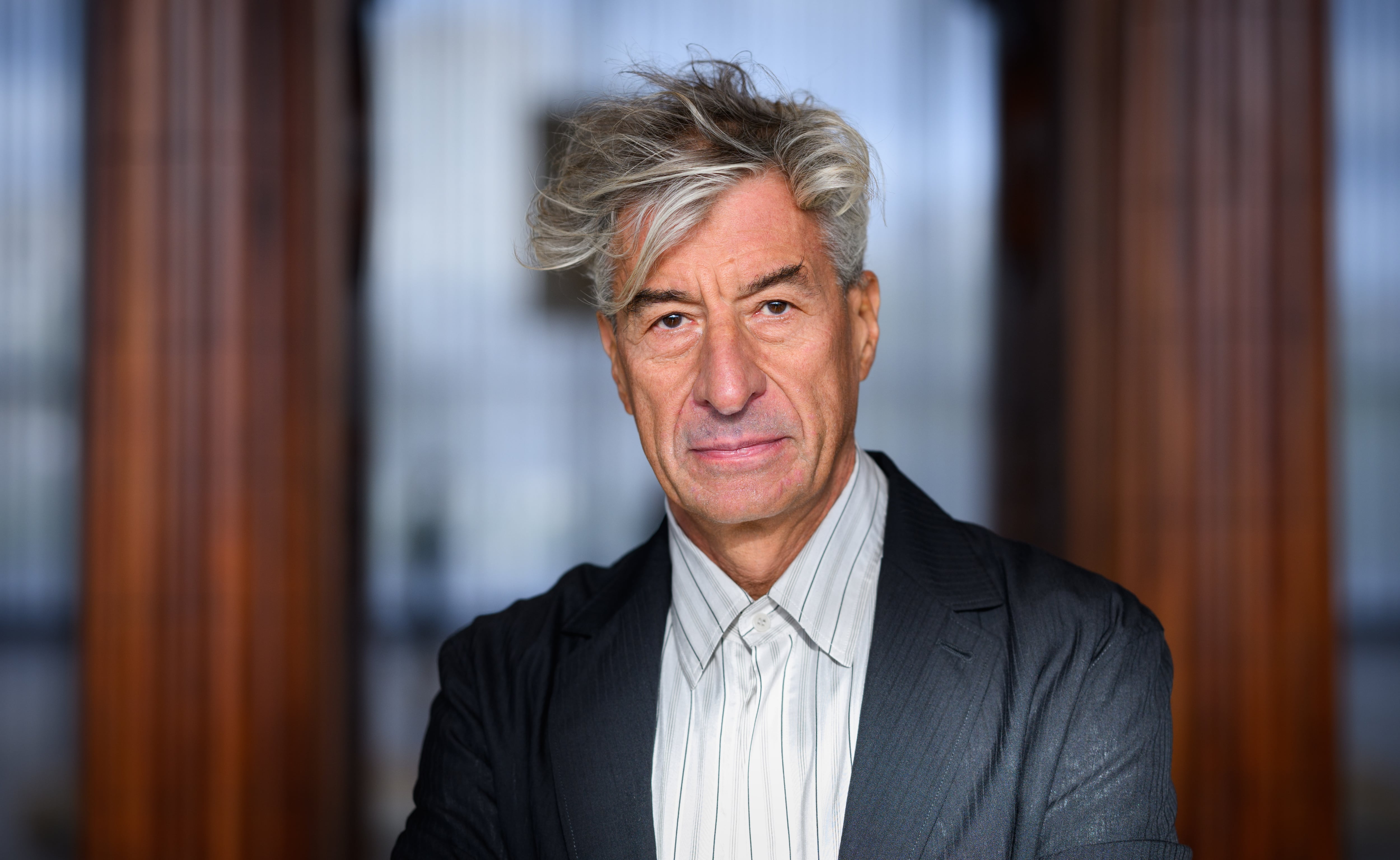 Maurizio Cattelan, el gran provocador del arte: “Si hubiera sabido que mis obras alcanzarían esos precios, habría guardado alguna para mí”