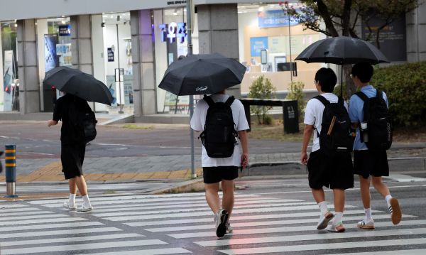East Coast to See Rain through Friday, but Not Enough to End Drought
