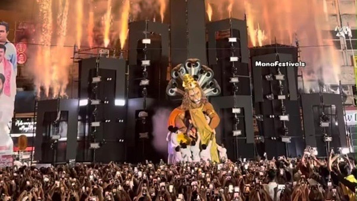 Ganesh Agamans in Hyderabad turn into major celebrations; dhol-tasha, lights and fireworks add festive glow