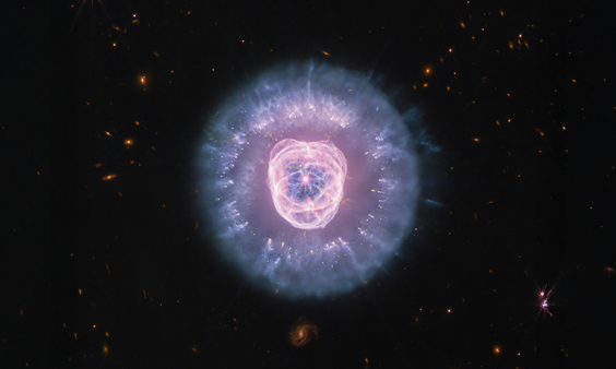 This Lion-Like Nebula Has Cosmic Dust for a Mane and a Dying Star for a Face
