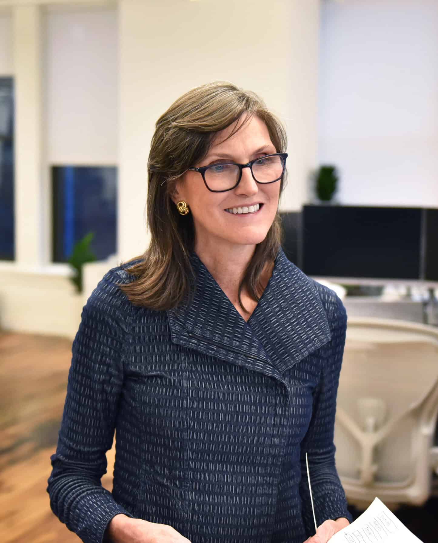 Cathie Wood Buys Meta, Sells Alphabet. Is She Buying High and Selling Low?
