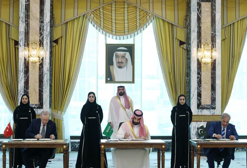 Analysis-Saudi Arabia bets on defensive alliances to deter slide into war
