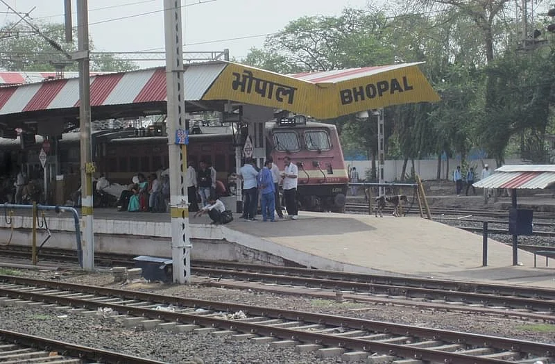 Choked Drains, Garbage Littered All Over Bhopal Railway Station—MPPCB Assesses ₹10 Lakh Fine For Poor Waste Management