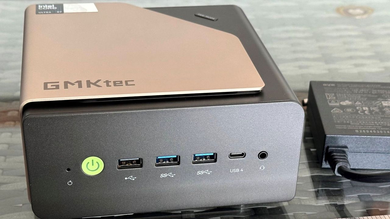 GMKtec Evo-T2 review: Panther Lake for a price