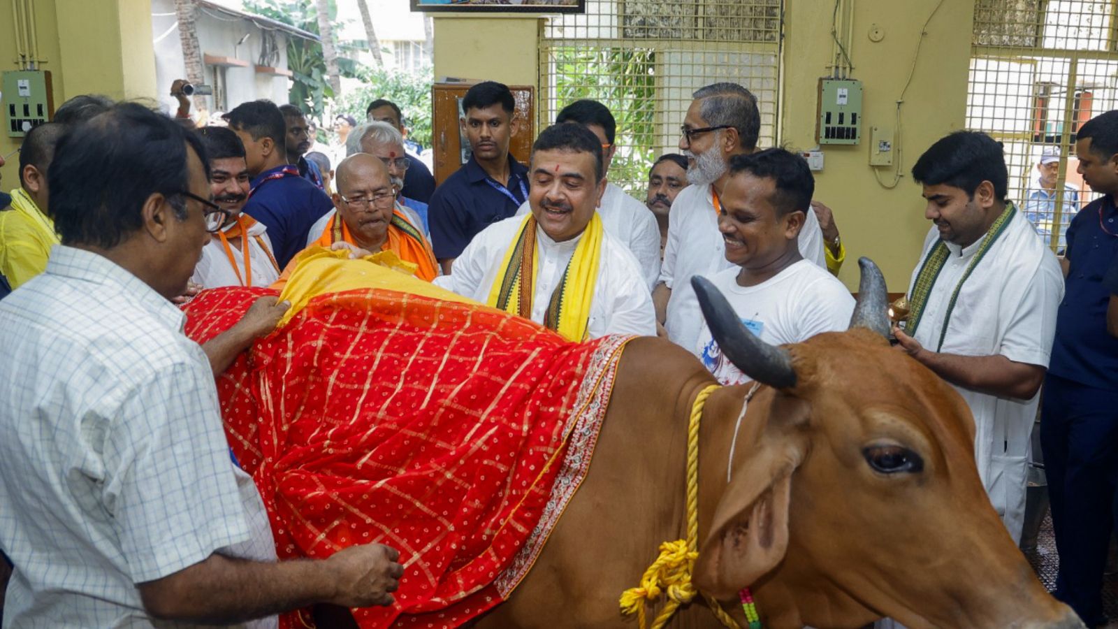 Bengal CM announces monthly aid for Netaji ‘seva kendras’, with riders