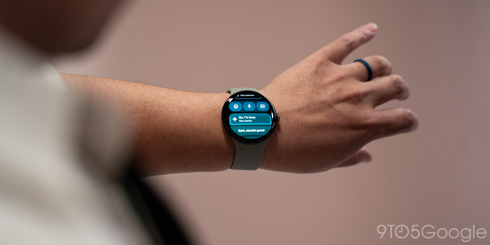 Pixel Watch 5 gets Gemini Intelligence, At a Glance, and more