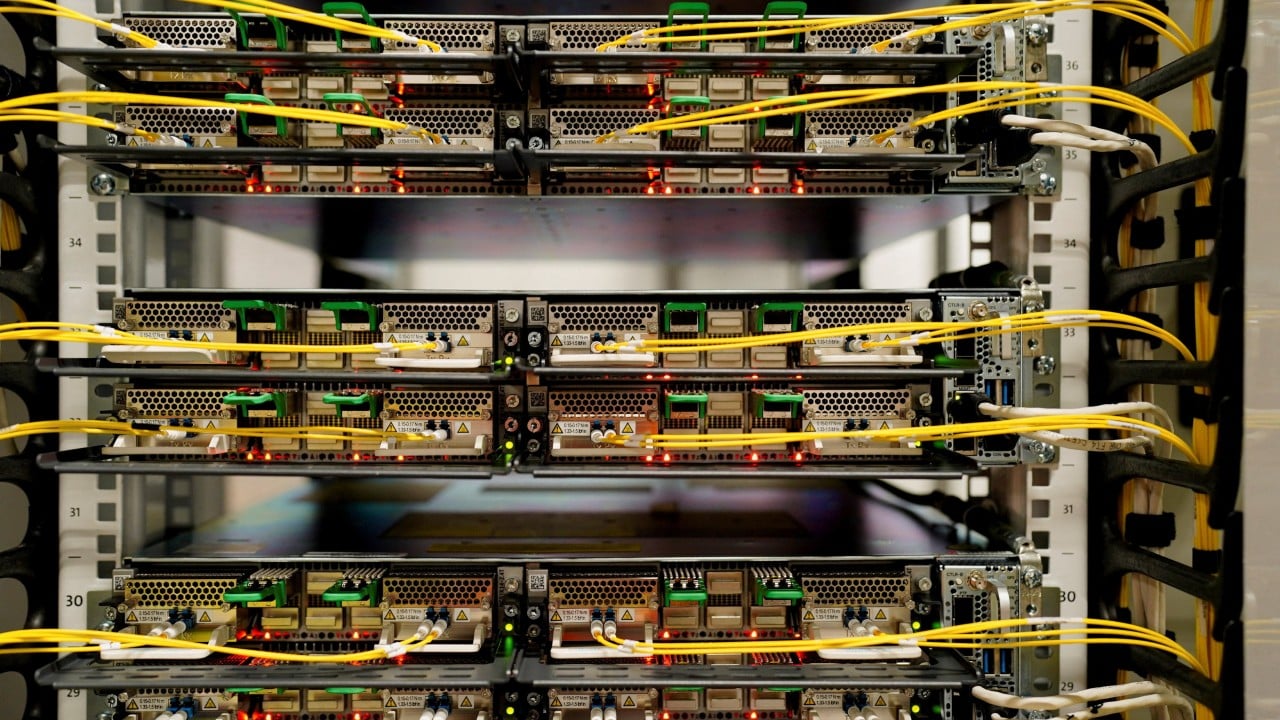 Chinese optical transceiver makers dodge US ban for now as FCC updates rules