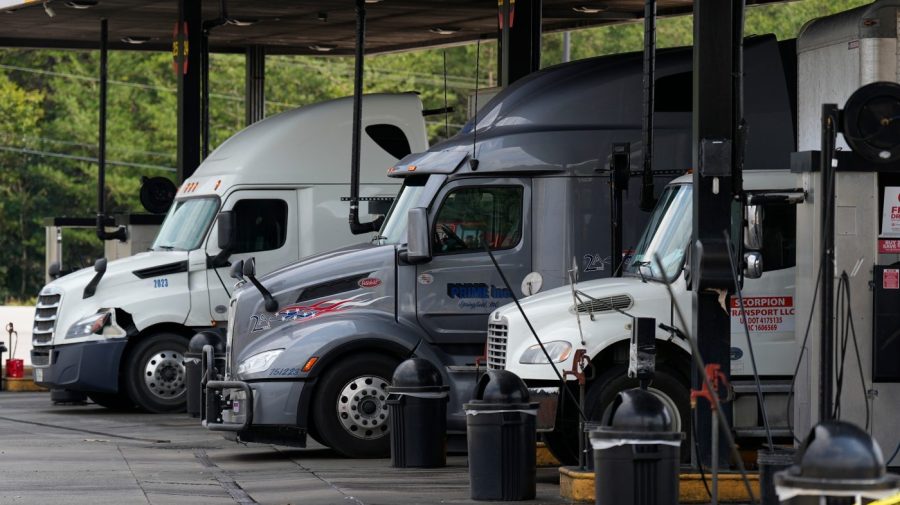 Diesel prices top $6, setting new record