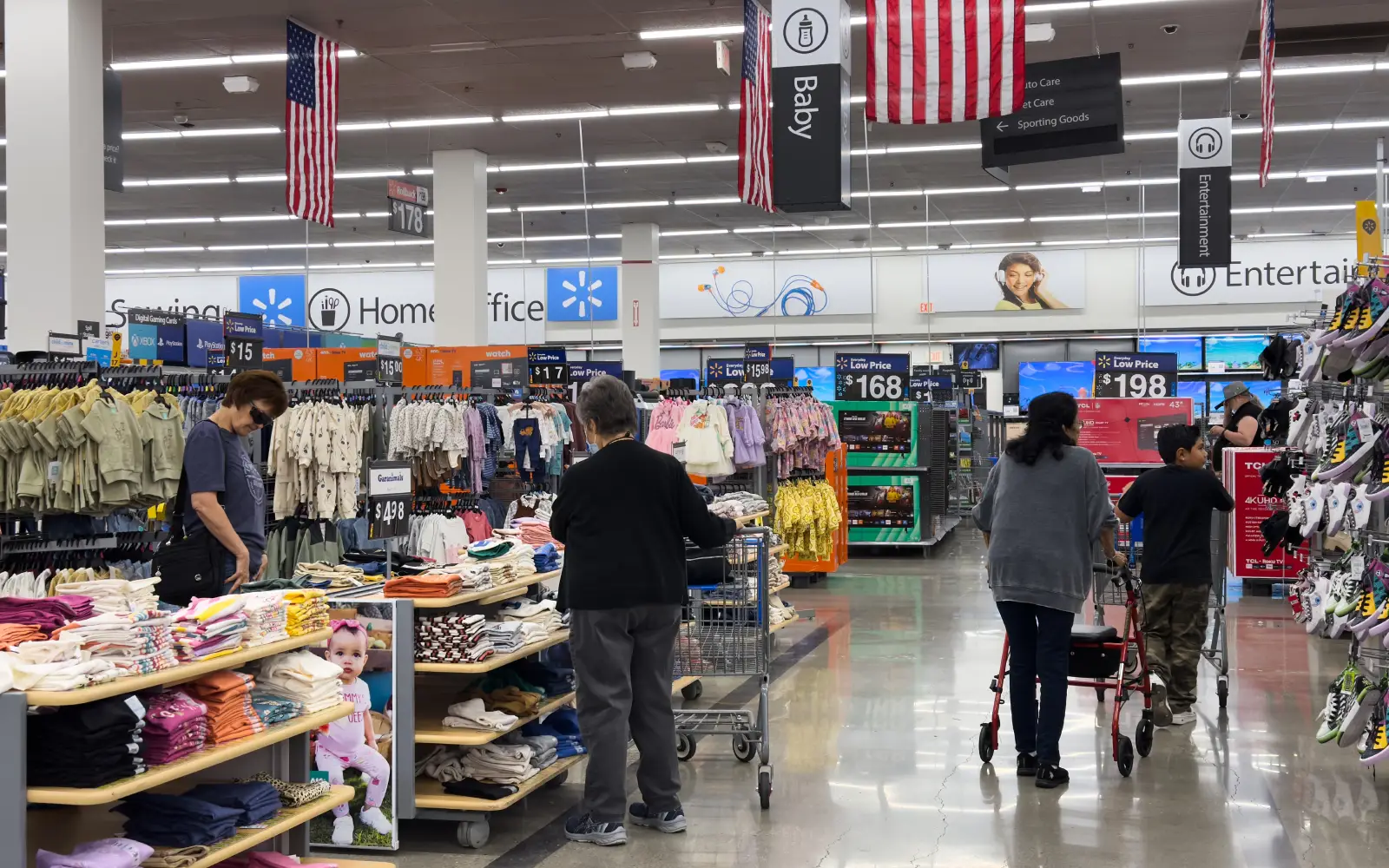 US consumer inflation slows slightly in July despite elevated fuel prices
