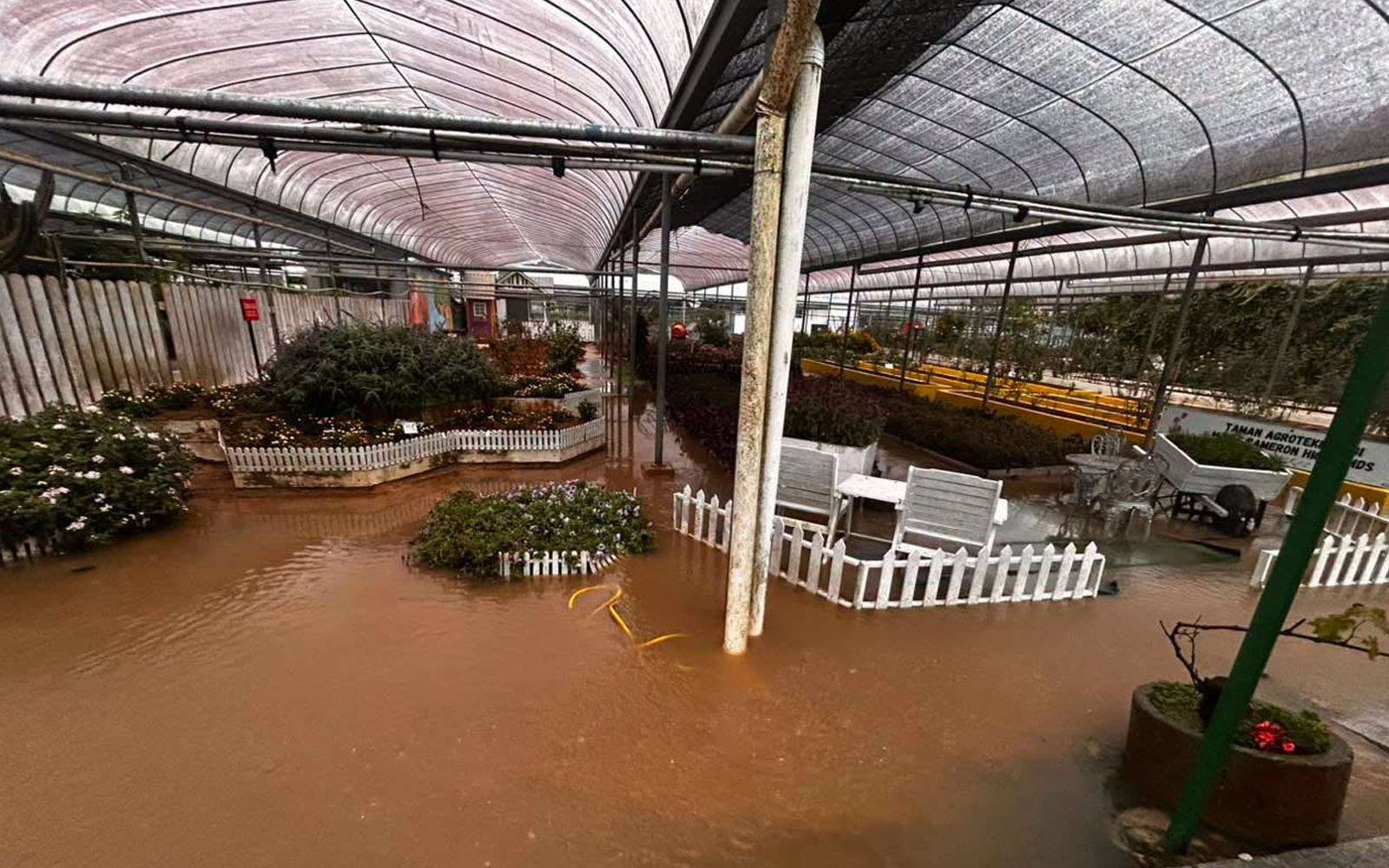Banjir lumpur: Taman Agroteknologi Mardi Cameron Highlands tutup sementara