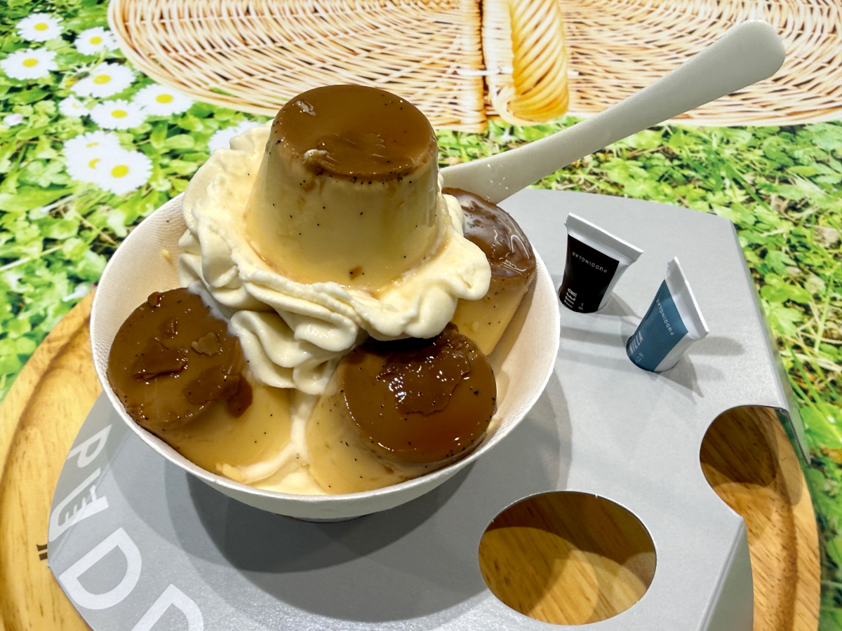 Tokyo sweets store has a “350% Pudding Soft Serve”, and people are going wild for it