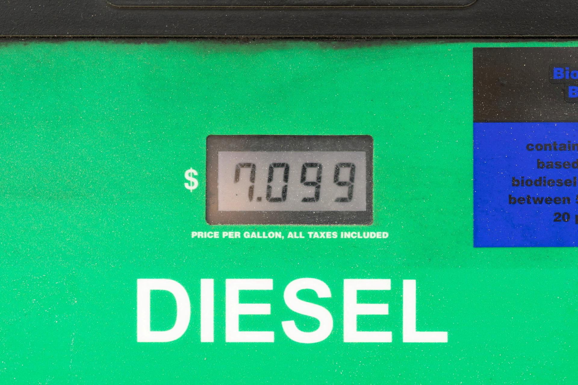 Diesel prices surpass $6 average for first time in history
