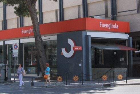 Fuengirola train passenger awarded €20,700 nearly 10 years after suitcase smashed into her on escalator