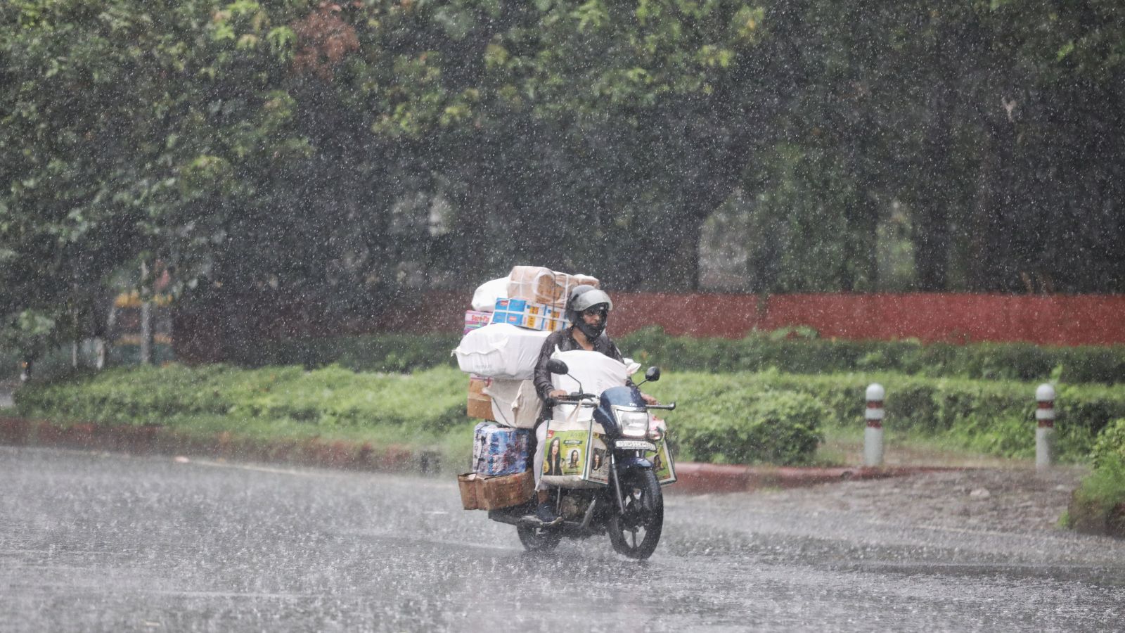 Rainy I-Day weekend as IMD forecasts heavy showers in certain places in ghats, Konkan and Goa