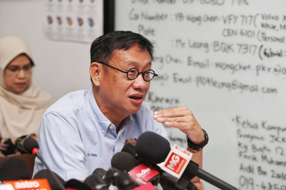 Politicians can retire, but they cannot retire from defending Malaysia at a very critical time — Phar Kim Beng