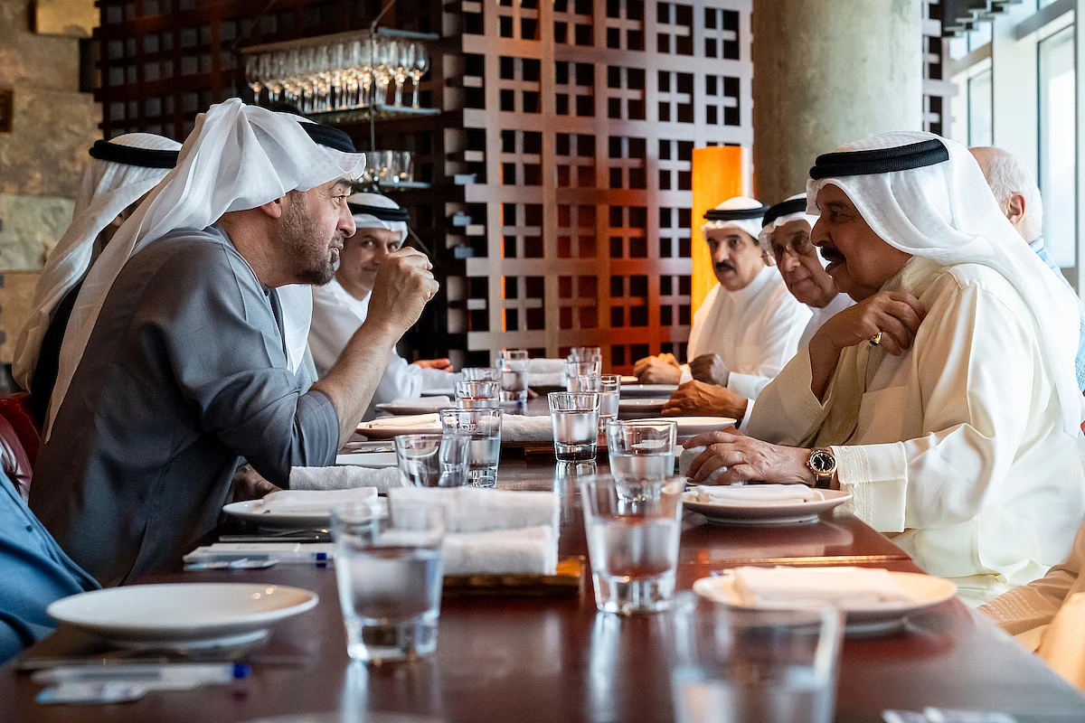 UAE President and King of Bahrain discuss fraternal ties and regional developments