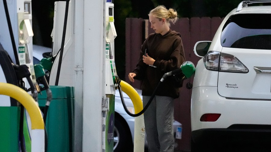 Stubborn inflation raises prospect of Fed rate hike