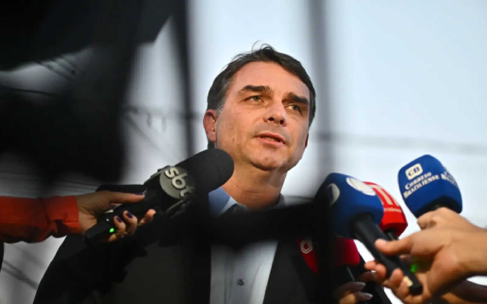 Corruption probe targets Brazilian presidential candidate Flavio Bolsonaro