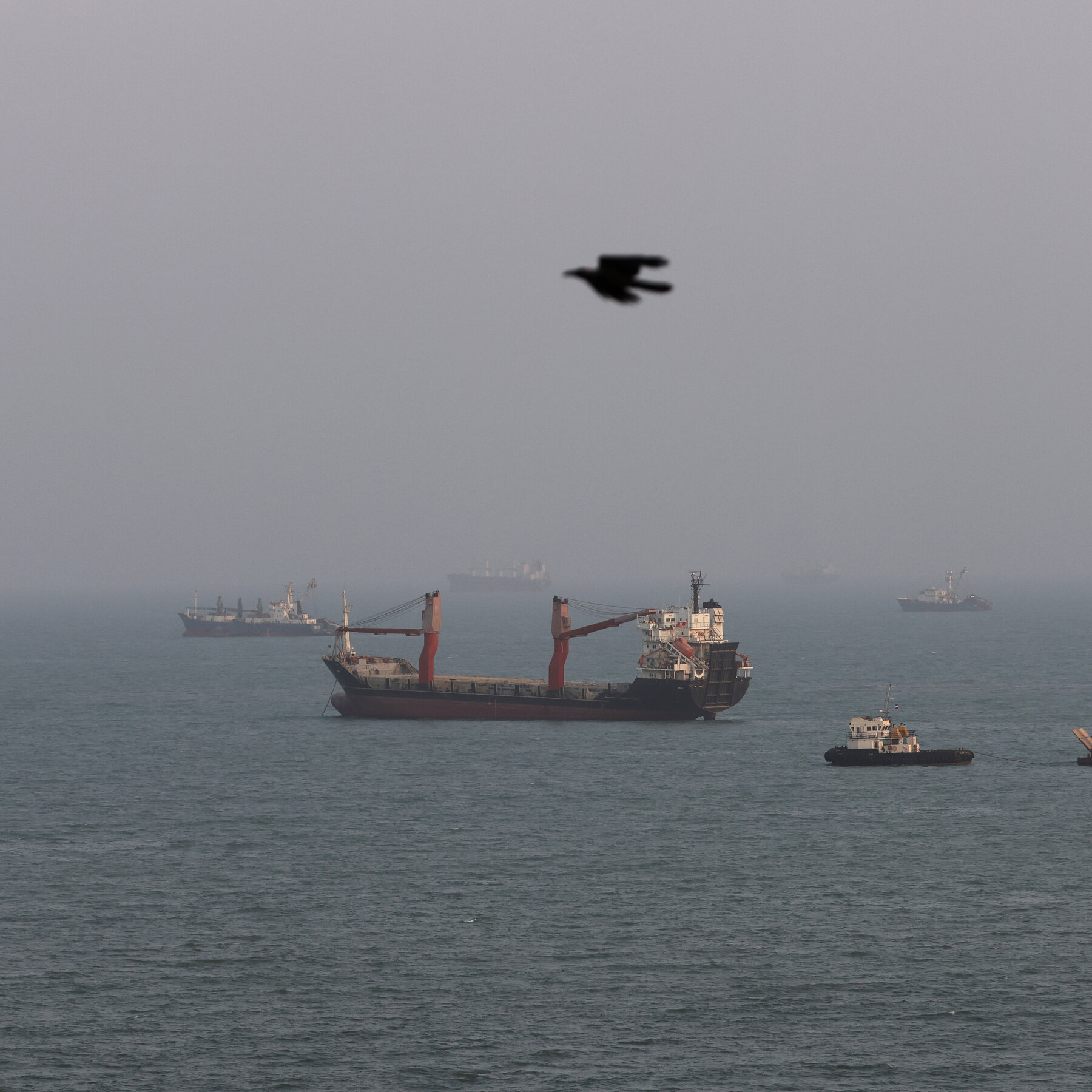 Gulf Oil Giants Are Spending Billions to Build Ways Around Strait of Hormuz