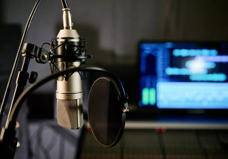 How to use a vocal remover to strip vocals from any song for free