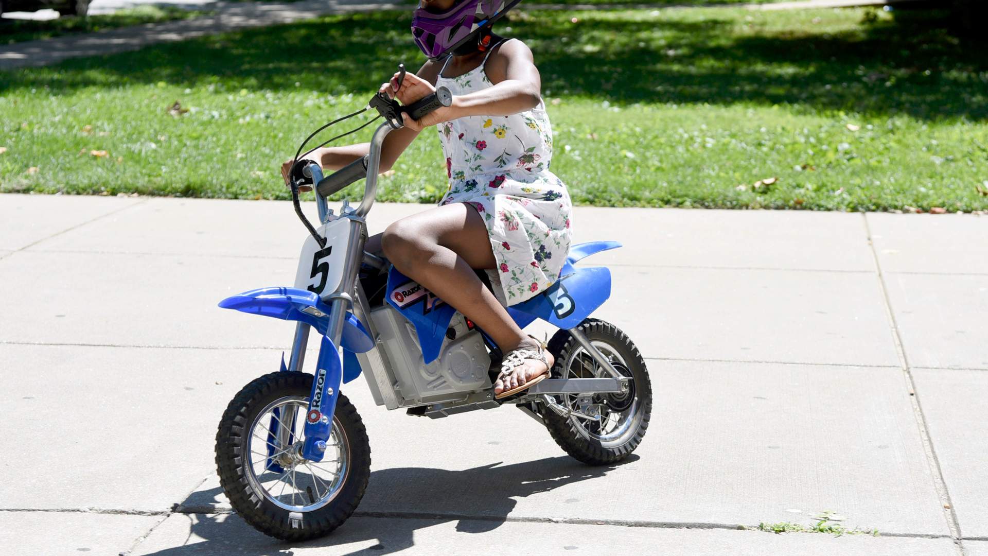 ‘E-dirt bikes are not toys’: E.R. doc fears more injuries after 2 kids hit in Edmonton