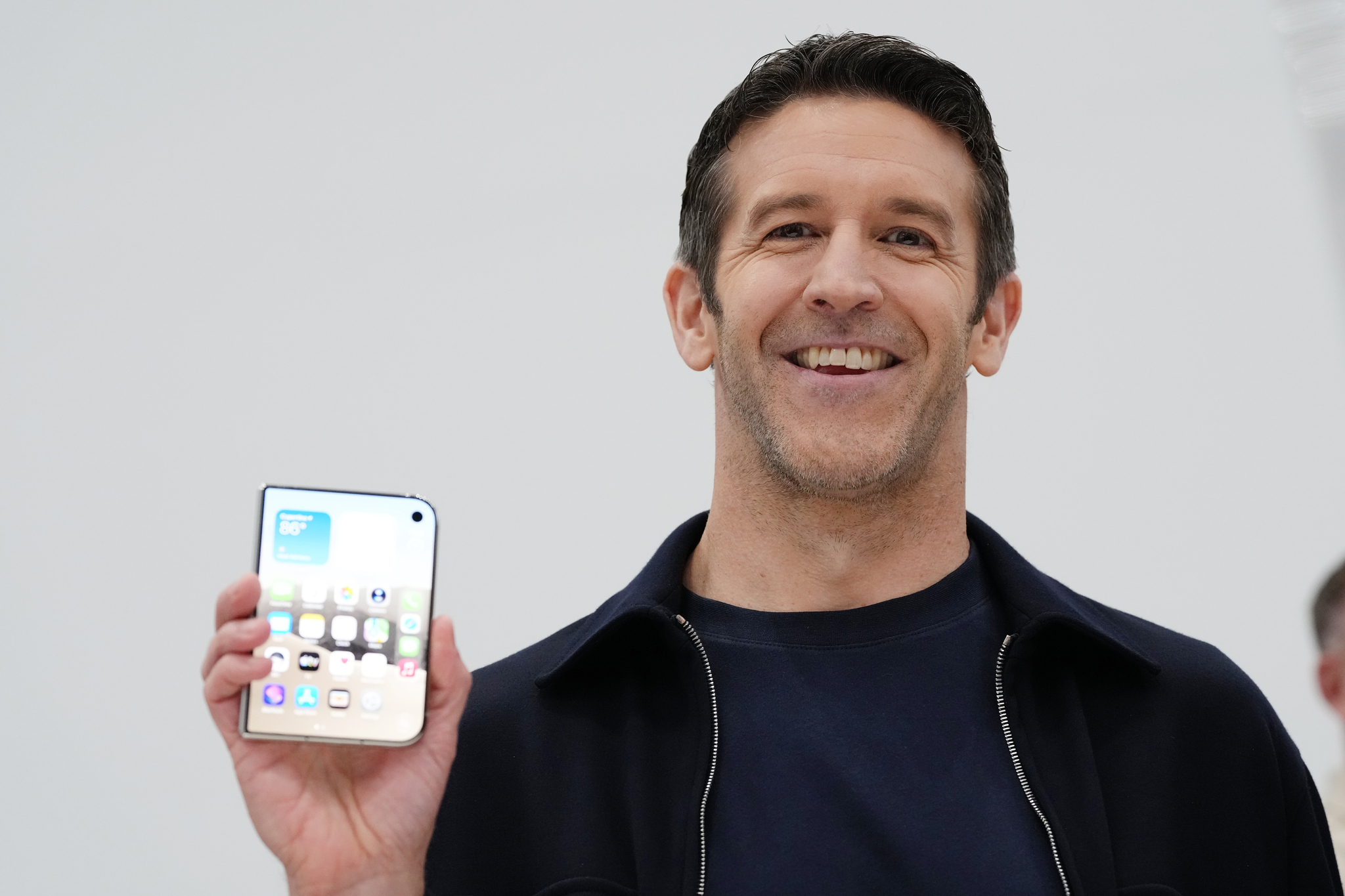 Apple takes the iPhone to an unprecedented price scale: up to 3,839 euros