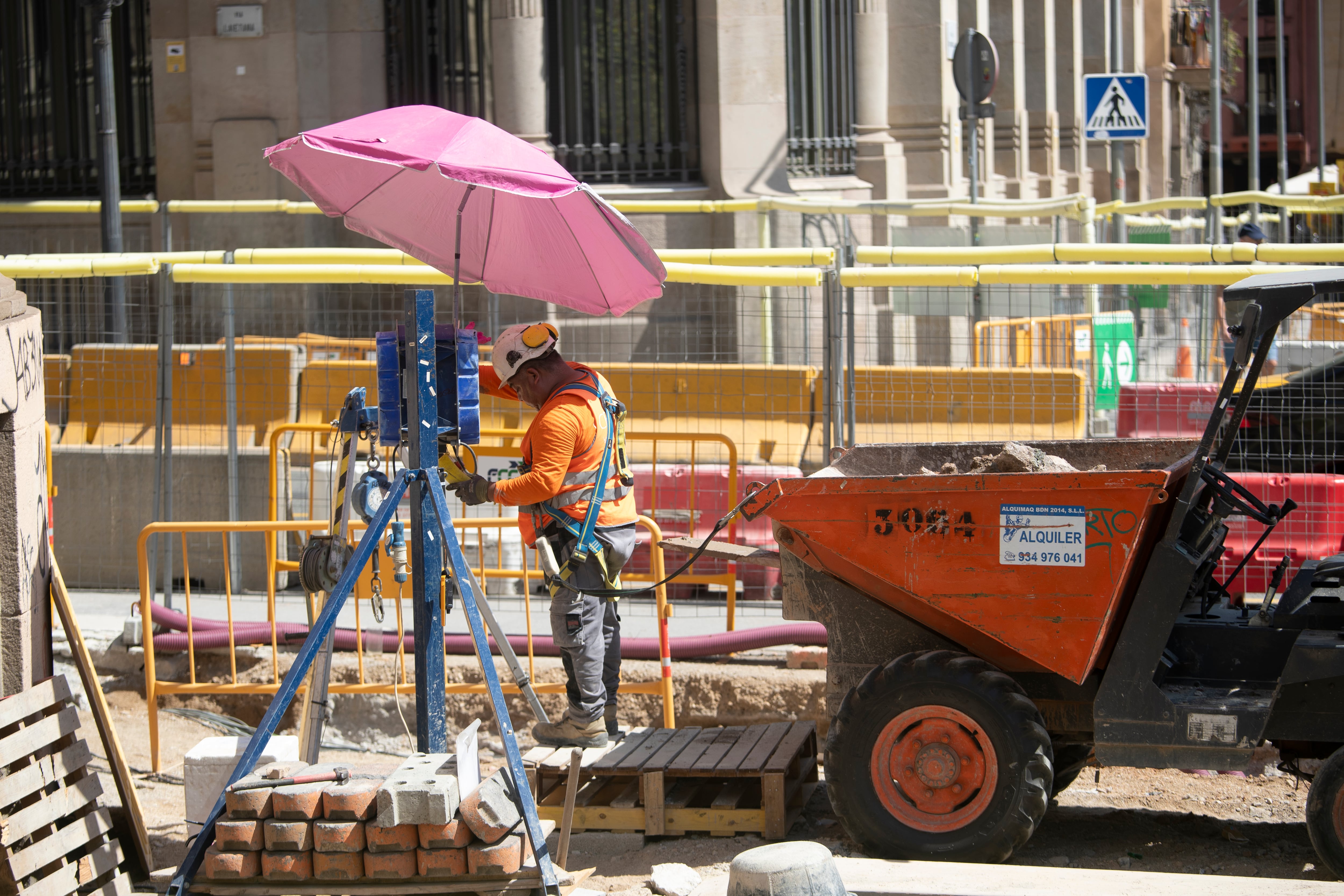 Annual foreign job creation surpasses that of Spaniards for the first time
