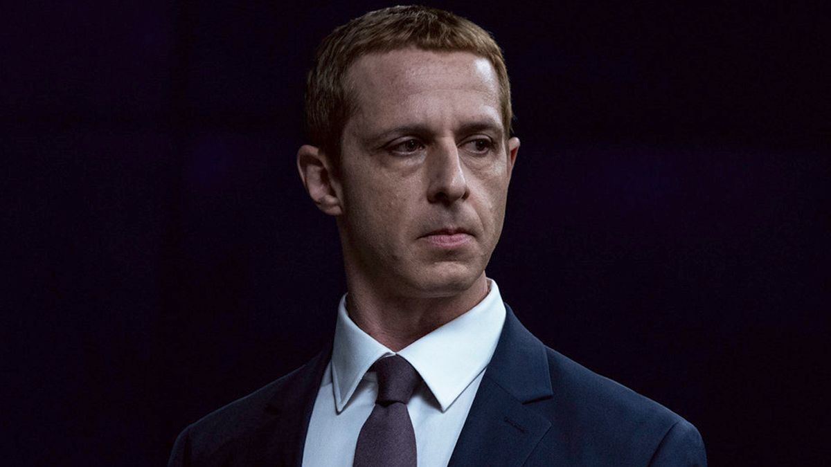 Jeremy Strong Went Full Method as Mark Zuckerberg While Filming The Social Reckoning