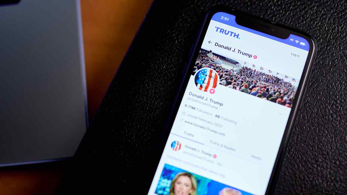 US press groups sue Trump over fast access to Truth Social posts