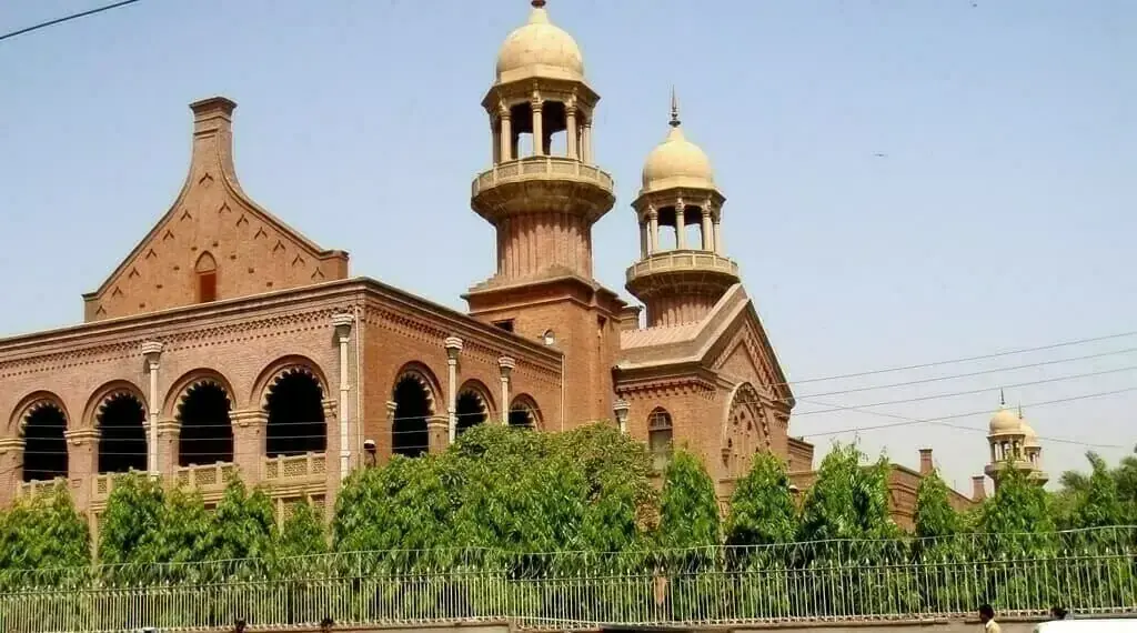 LHC restrains medical colleges from expelling Afghan students