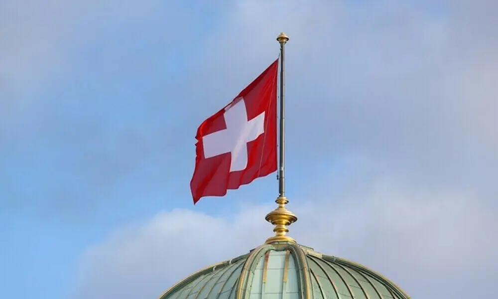 5 killed in Dutch coach crash in Switzerland