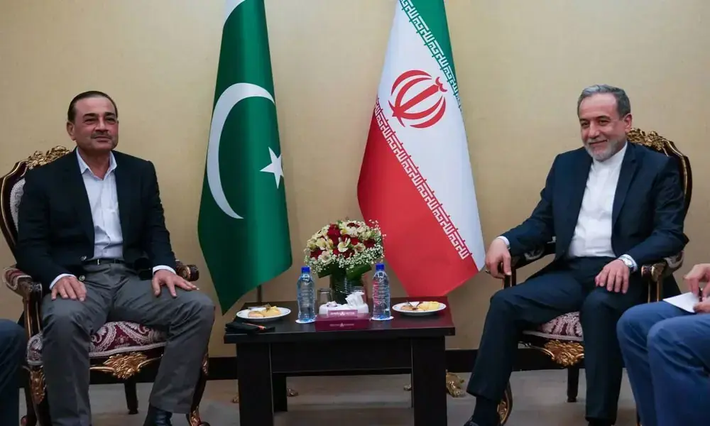Araghchi, CDF discuss Houthi attacks on KSA