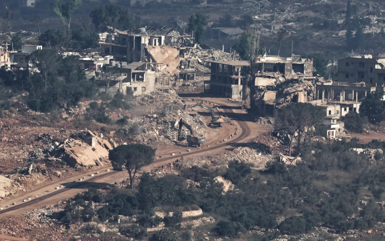 Israeli defence minister vows troops to stay in Lebanon, Syria, Gaza