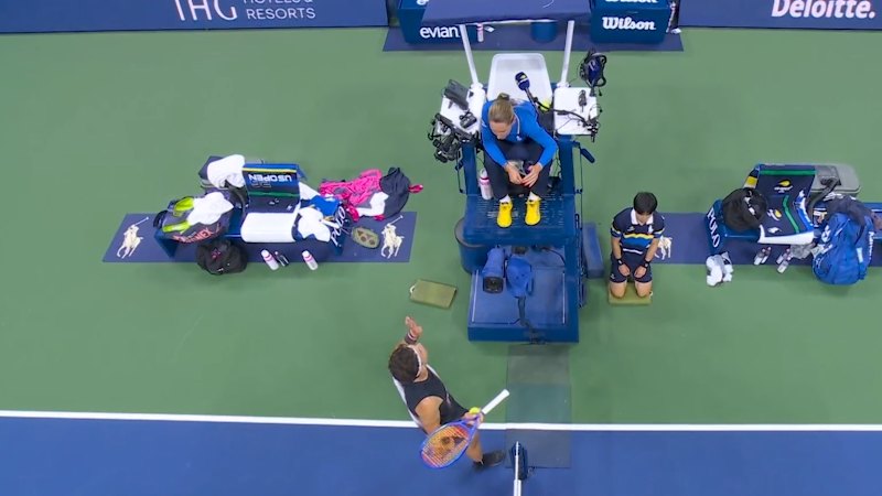 Shelton fumes at chair umpire over harsh call