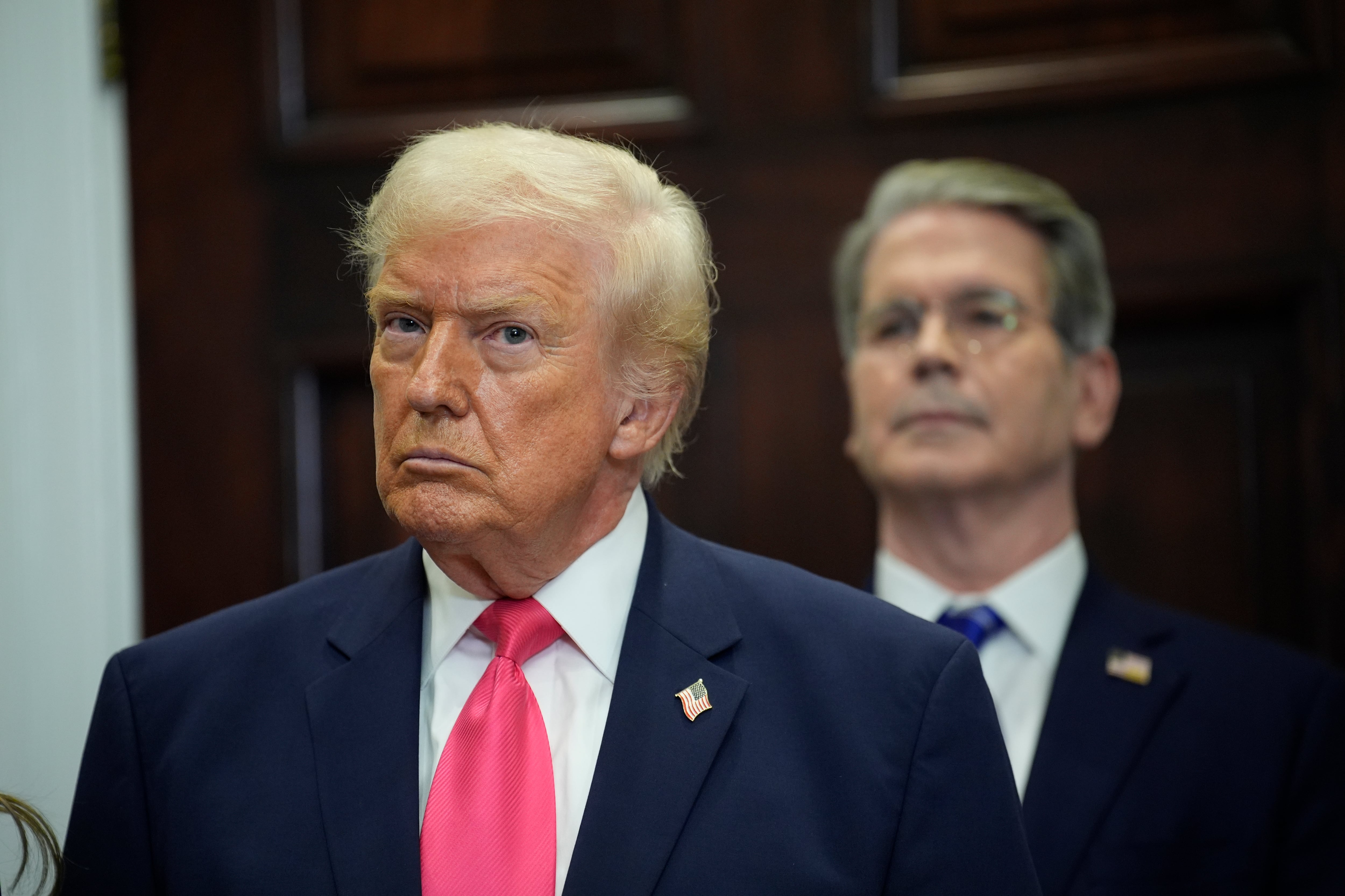 Trump's Electoral Check Ignites Alarms With Red-Hot Debt Market