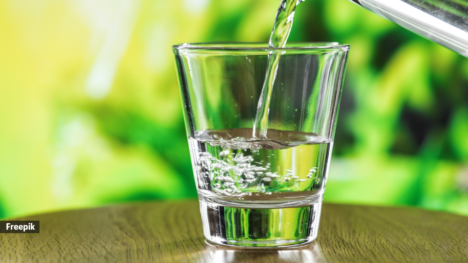 Quora user asks if water before bed prevents heart attack and stroke; doctor answers