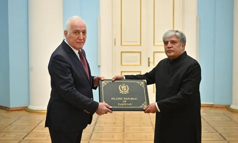 Shafqat Ali Khan presents diplomatic credentials as Pakistan’s first envoy to Armenia