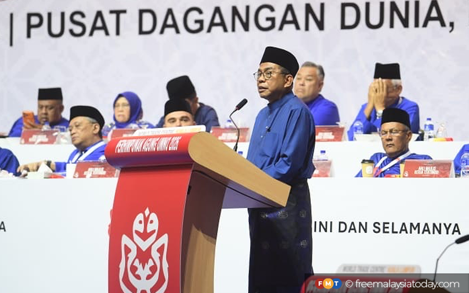 Malay disunity will erode Sabah, Sarawak’s confidence in West Malaysian leaders, says Khaled