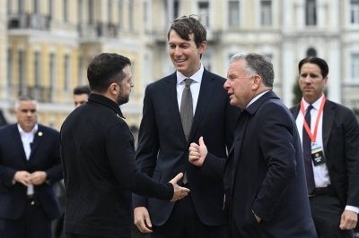 Trump envoys arrive in Kyiv in new push to end Russia’s war