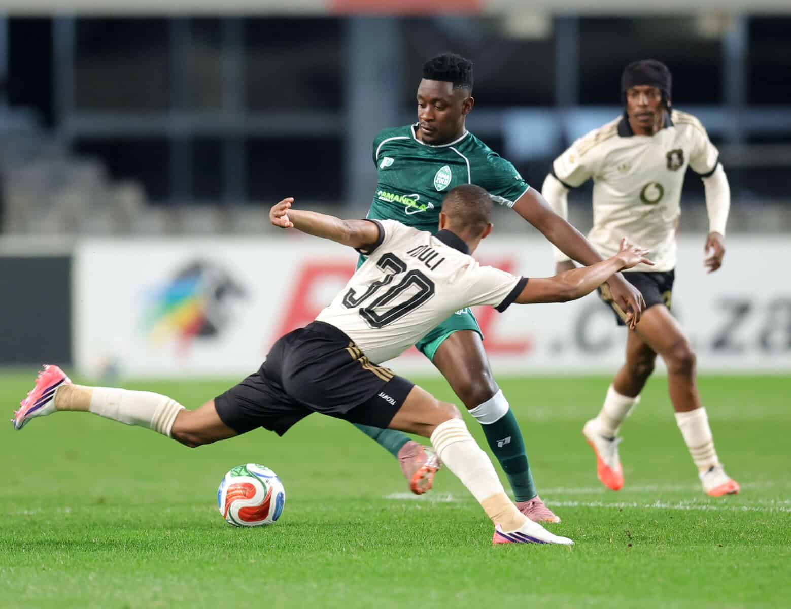 AmaZulu hold wasteful Orlando Pirates to stalemate