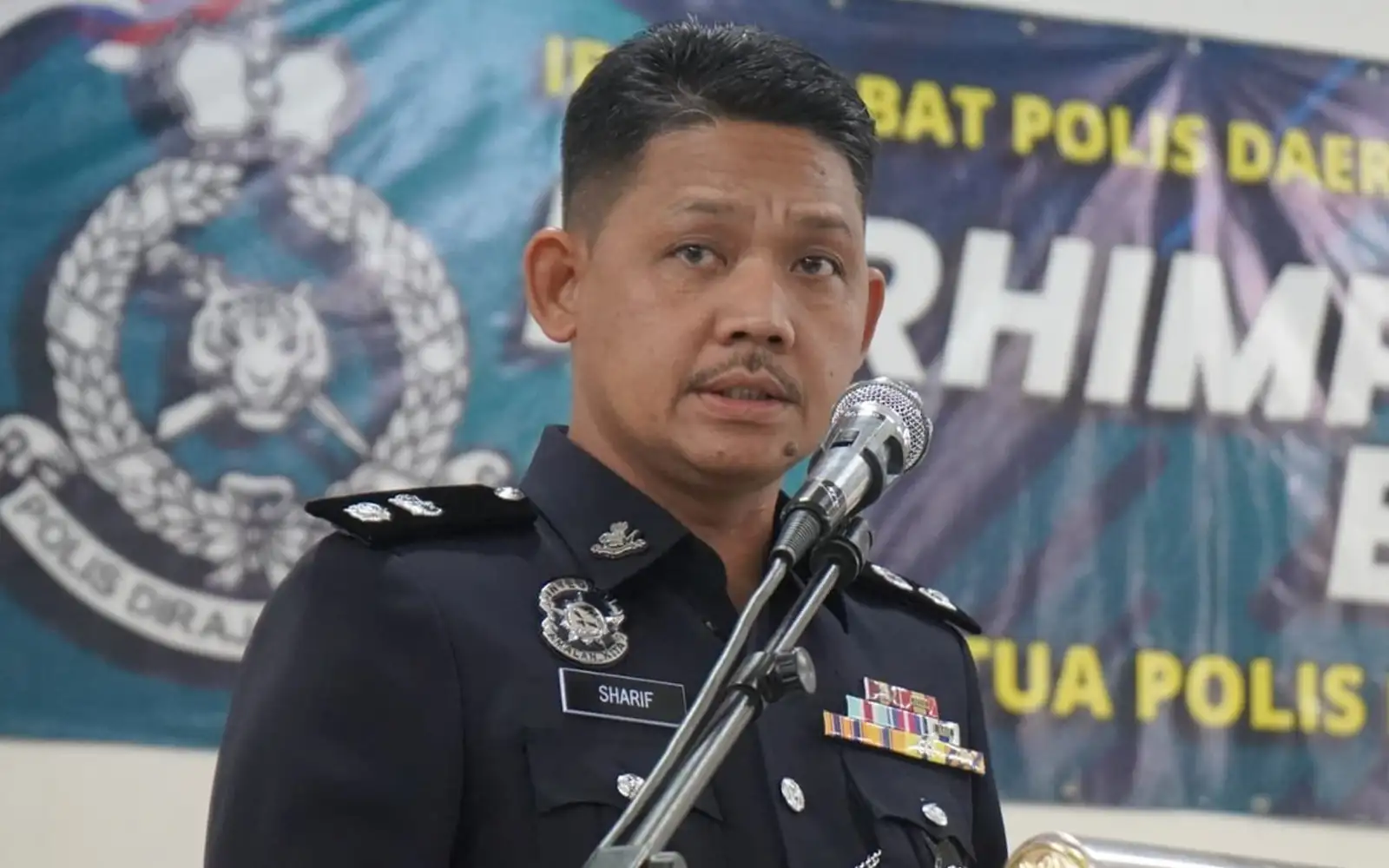 Scuba diving tourist, 65, drowns after falling off boat