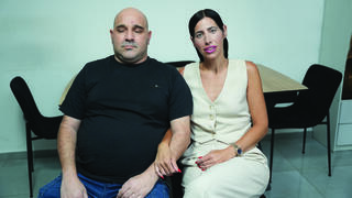 She lost 70 kilos to donate a kidney to her husband, then gave it to a stranger