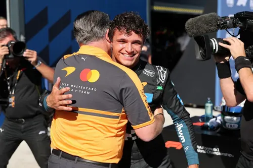 Lando Norris pips Kimi Antonelli in dramatic last-gasp surge for Spanish Grand Prix pole