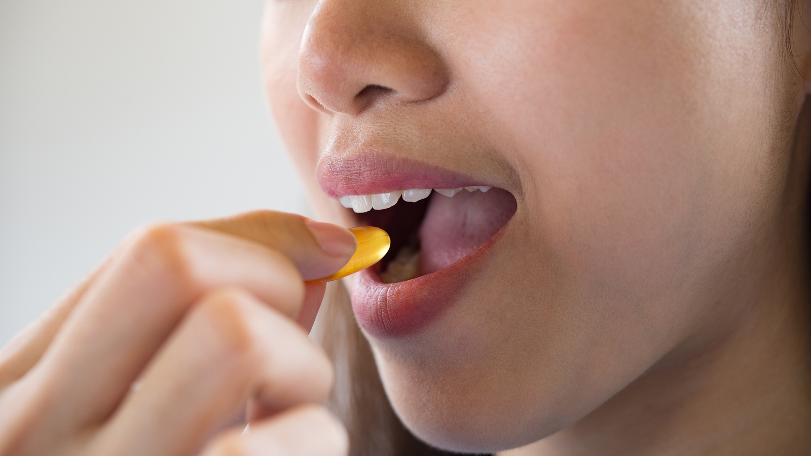 Don’t tilt your head back: The surprising trick to swallowing capsules easier