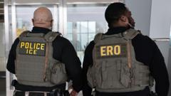 US immigration officers to be equipped with gloves that deliver electric shocks