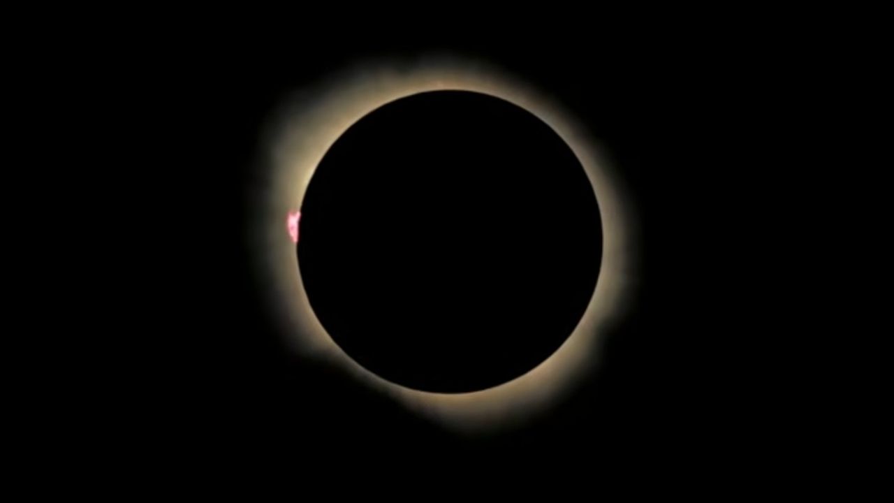 Totality! See the first photos of the Aug. 12 total solar eclipse over Spain